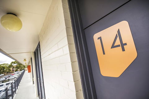 Nightcap At Matthew Flinders Hotel - Hobart Tourism 20