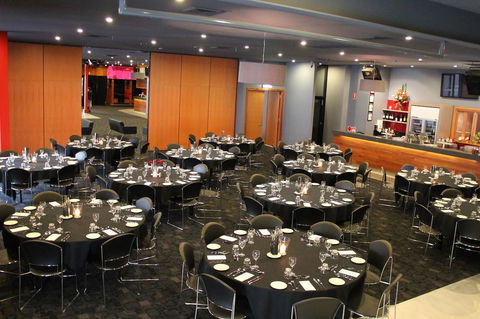 Nightcap At Matthew Flinders Hotel - Hobart Tourism 36