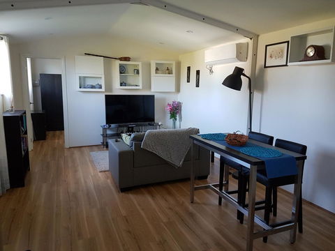 Romsey Homestay - Hobart Tourism 1