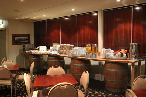Swan Hill Resort - Hobart Tourism 6
