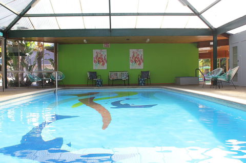 Swan Hill Resort - Hobart Tourism 9