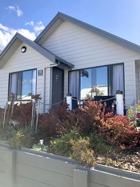 Apollo Bay Waterfront Motor Inn - Hobart Tourism 23