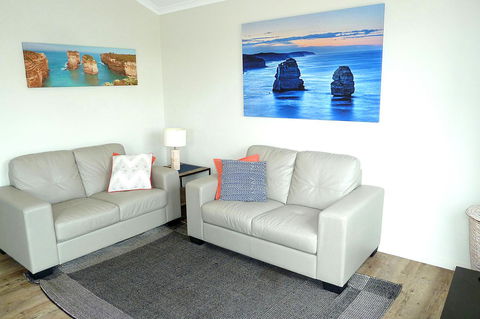 Apollo Bay Waterfront Motor Inn - Hobart Tourism 3