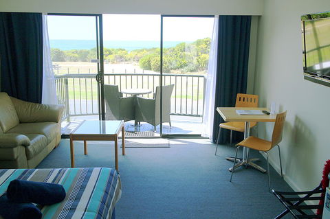 Apollo Bay Waterfront Motor Inn - Hobart Tourism 29