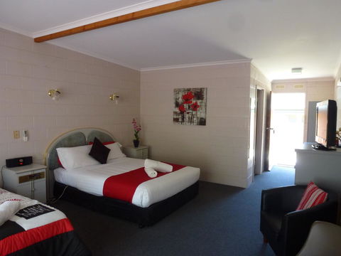 The Grampians Motel - Tourism TAS 40