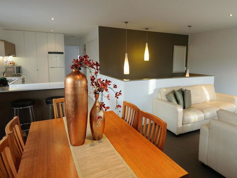 The Victoria Apartments - Tourism TAS 35