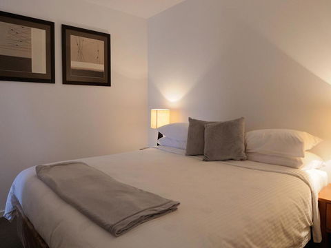 The Victoria Apartments - Tourism TAS 34