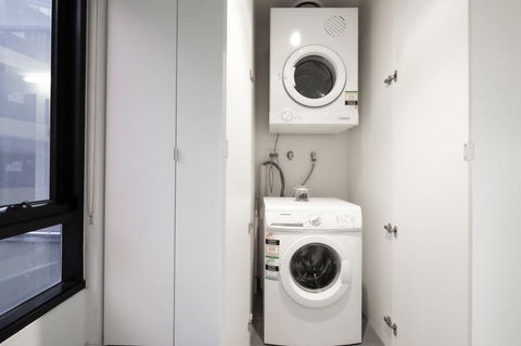Mono Apartments On Franklin Street - Tourism TAS 9