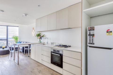 New Eureka 108 Hotel Apartments - Hobart Tourism 4