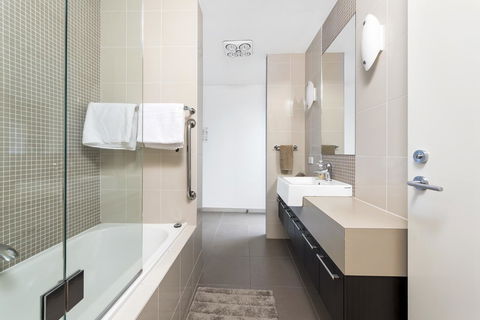 Apollo Bay Cottages - Hobart Tourism 7