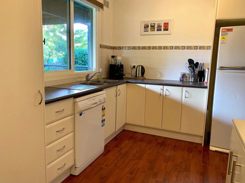 Island Family Holiday Retreat - Hobart Tourism 6