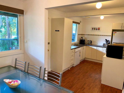 Island Family Holiday Retreat - Hobart Tourism 5