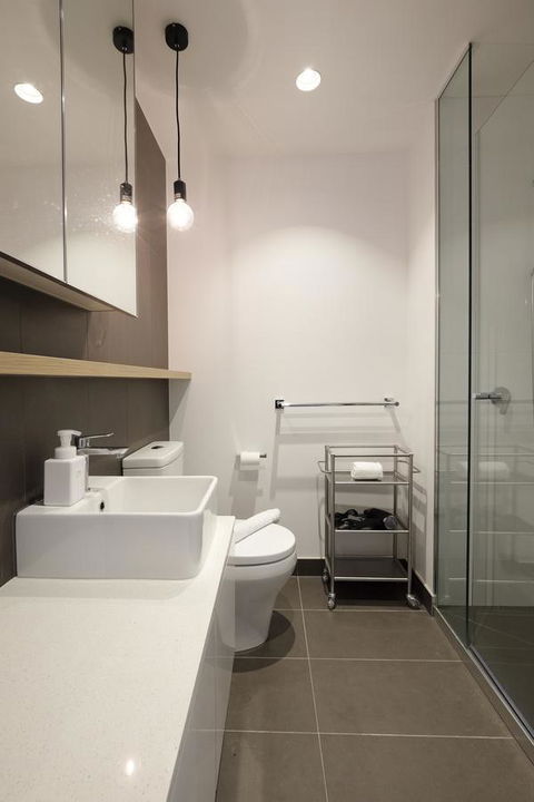 Mono Apartments On La Trobe Street - Tourism TAS 22