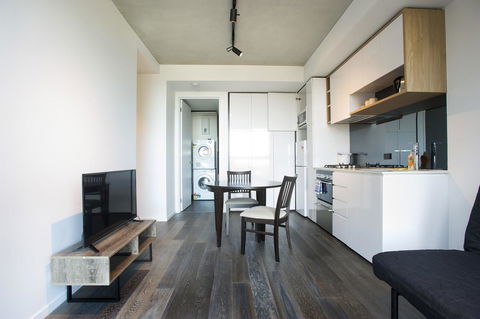 Mono Apartments On La Trobe Street - Tourism TAS 11