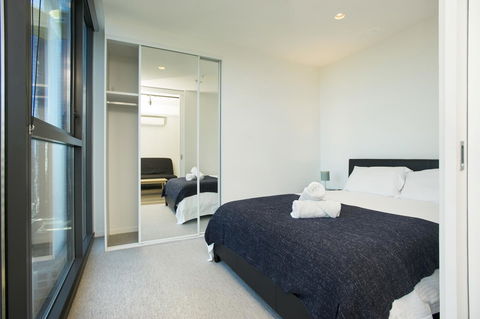 Mono Apartments On La Trobe Street - Tourism TAS 14