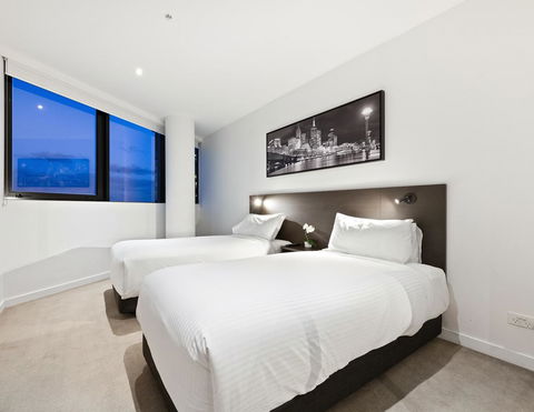 Experience Platinum Hotel Apartments - Tourism TAS 6