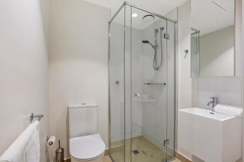 Experience Platinum Hotel Apartments - Tourism TAS 22