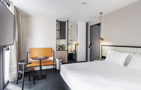 Brady Hotels Jones Lane - Hobart Tourism 6