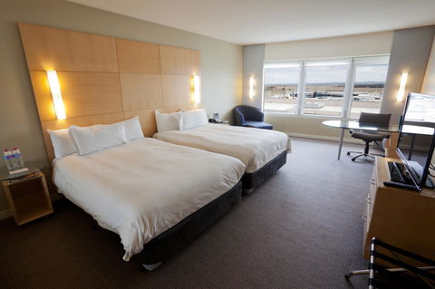 PARKROYAL Melbourne Airport - Tourism TAS 34