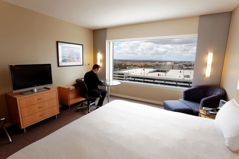 PARKROYAL Melbourne Airport - Tourism TAS 31