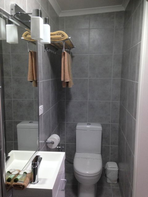 Beachcomber Motel & Apartments - Hobart Tourism 32