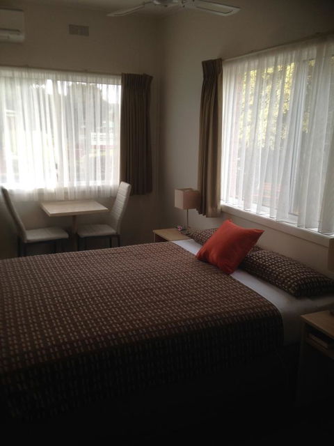 Beachcomber Motel & Apartments - Hobart Tourism 36