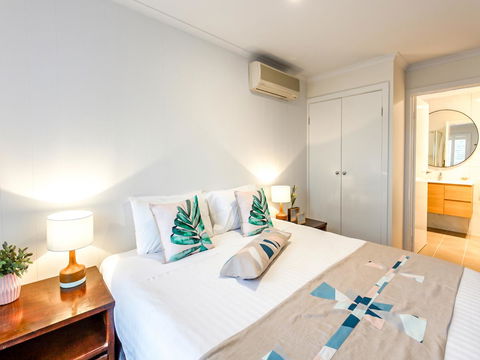 Sandymount - Tourism TAS 30