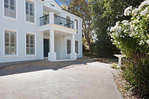 Sandymount - Tourism TAS 14