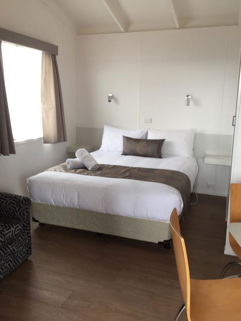 Amaroo Park - Hobart Tourism 43