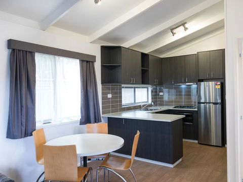 Amaroo Park - Hobart Tourism 0