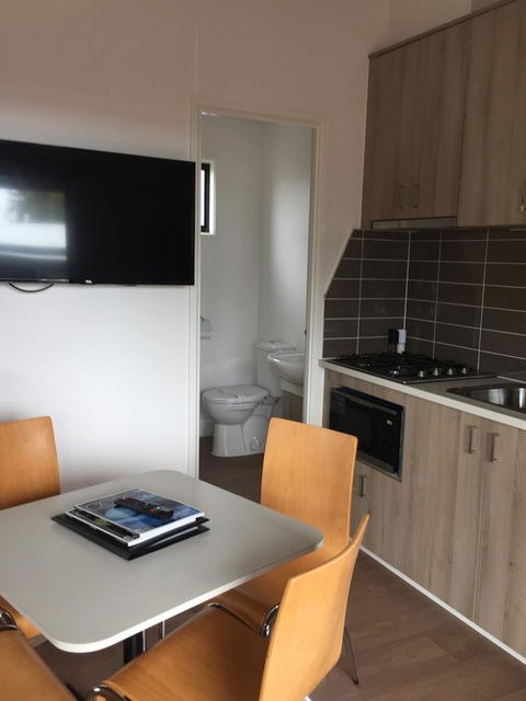 Amaroo Park - Hobart Tourism 42