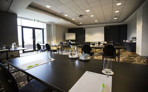 Holiday Inn Melbourne Airport, An IHG Hotel - Tourism TAS 23