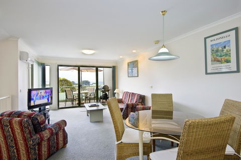 Anchorage Motel & Villas Lorne - Tourism TAS 26