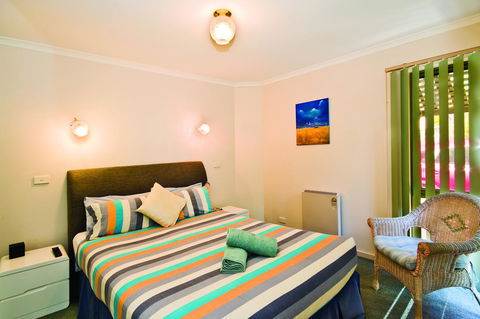 Anchorage Motel & Villas Lorne - Tourism TAS 32