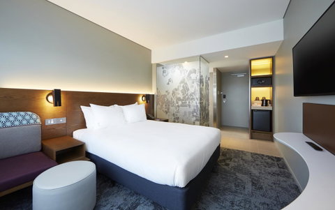 Holiday Inn Express Melbourne Southbank, An IHG Hotel - Tourism TAS 20
