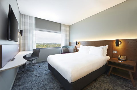 Holiday Inn Express Melbourne Southbank, An IHG Hotel - Tourism TAS 1