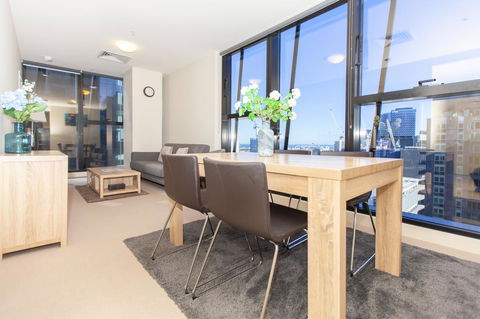 Melbourne SkyHigh Apartments - Tourism TAS 4