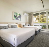 Nightcap at Seaford Hotel - Tourism TAS