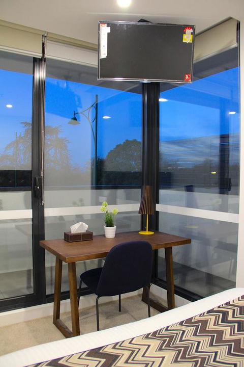 Whitehorse Apartments Hotel - Tourism TAS 17