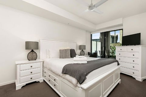 Melbourne Holiday Apartments Flinders Wharf - Tourism TAS 38
