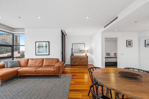 Melbourne Holiday Apartments Flinders Wharf - Tourism TAS 24