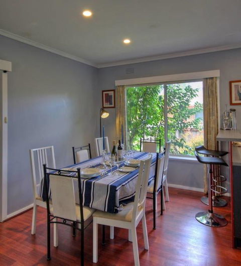Jacaranda House - Tourism TAS 3