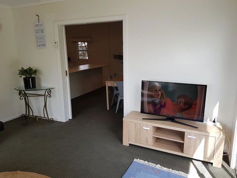 Dromana Holiday Beach House - Tourism TAS 1