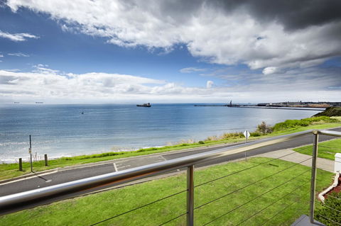 Clifftop Apartments Portland Vic - Hobart Tourism 12