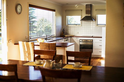 Rayville Boat Houses - Hobart Tourism 18