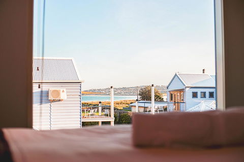 Rayville Boat Houses - Hobart Tourism 17