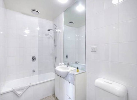 3BR Apartment At Victoria Tower Southbank - Tourism TAS 13