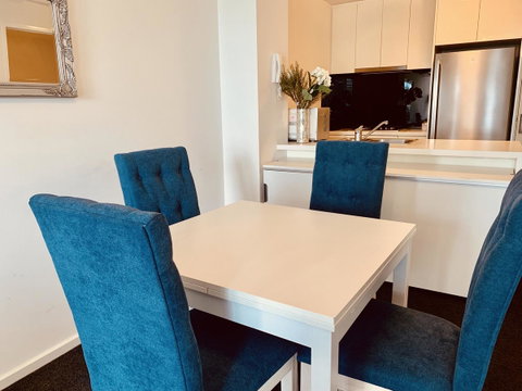 Luxury Apartments With View - Tourism TAS 12