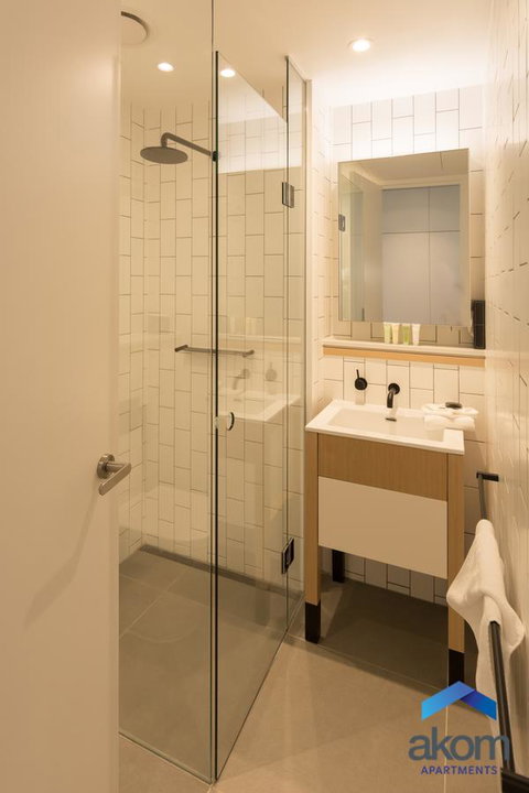 AKOM AT Docklands - Tourism TAS 17