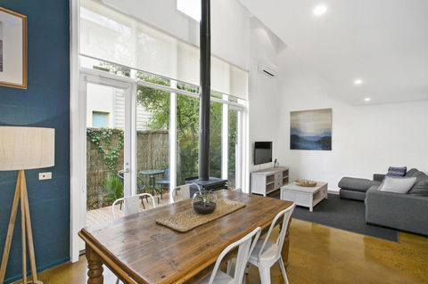 Terrace Lofts Apartments - Hobart Tourism 7